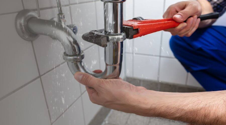 Expert burst pipe repair services in Spring Valley, OH